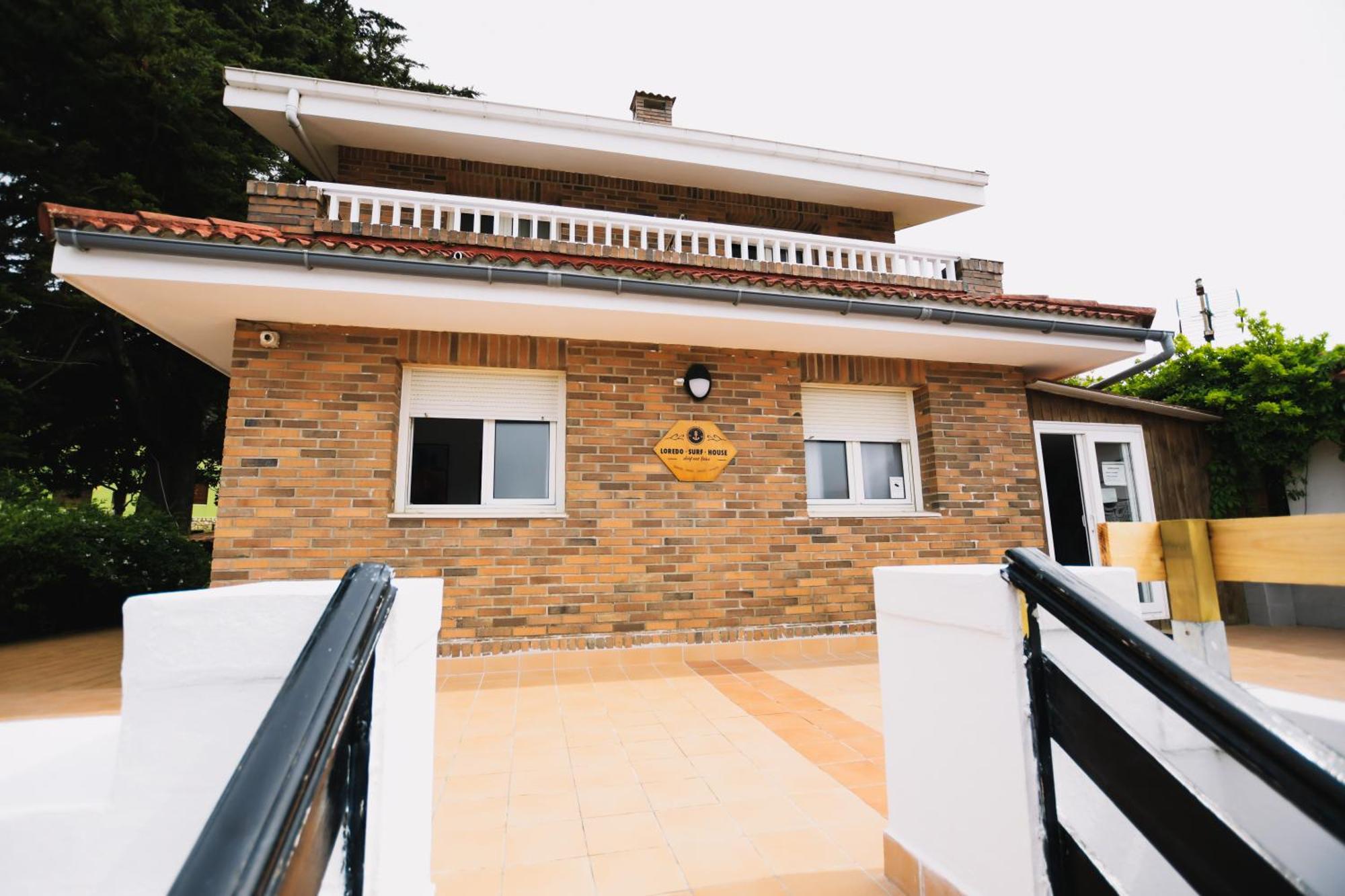 Guest house Surf House Loredo