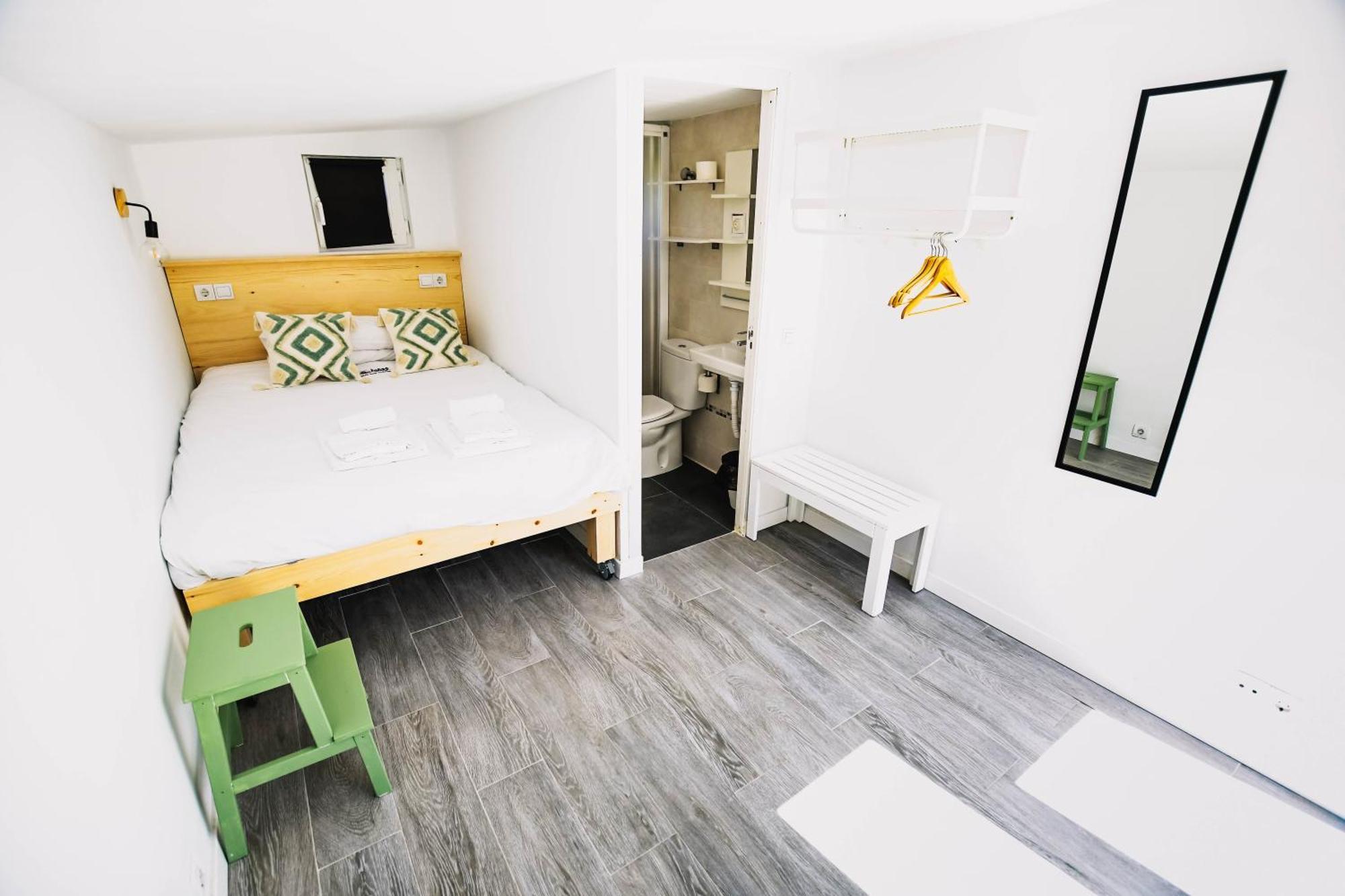 Surf House *